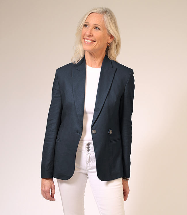 The Classic Blazer, Linen