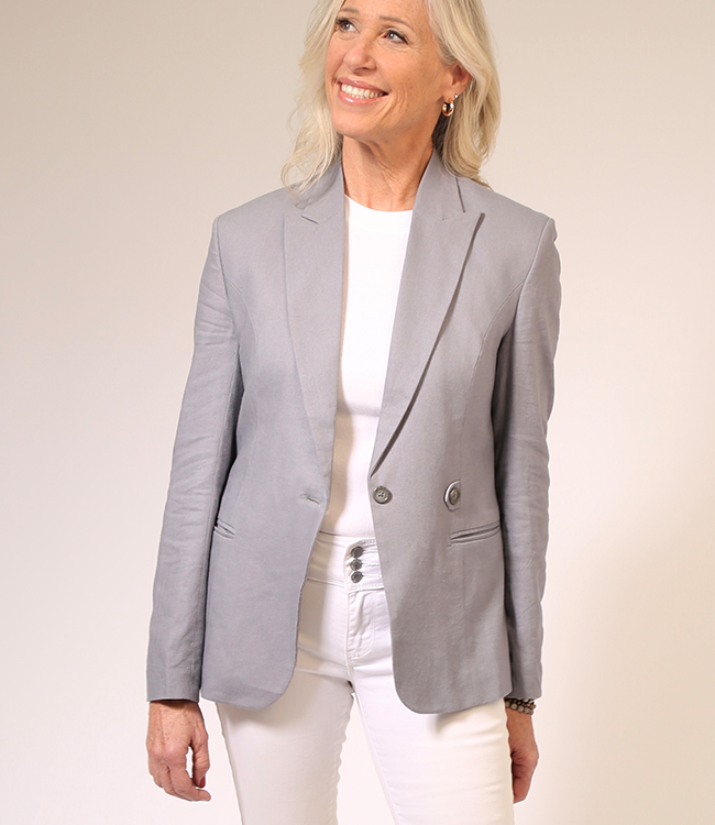 The Classic Blazer, Linen